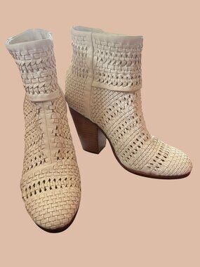 Rag & Bone Classic Newbury Booties in Ivory Woven Leather-Sz. 8B- NWOB